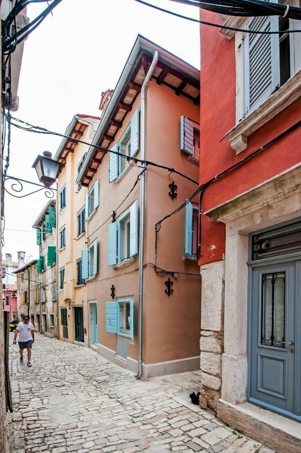 Apartments Casa Roccia Bianca ロヴィニ エクステリア 写真