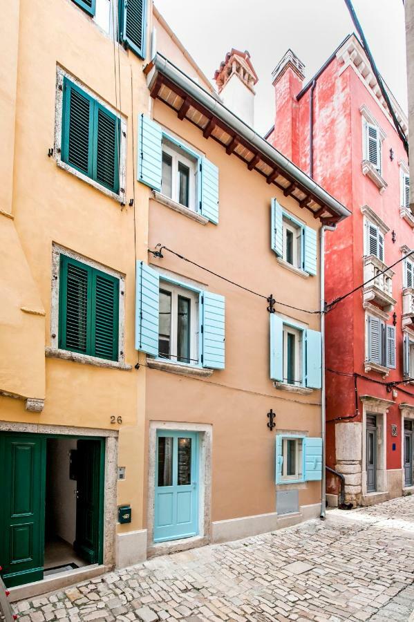 Apartments Casa Roccia Bianca ロヴィニ エクステリア 写真