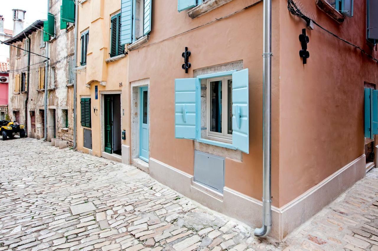 Apartments Casa Roccia Bianca ロヴィニ エクステリア 写真