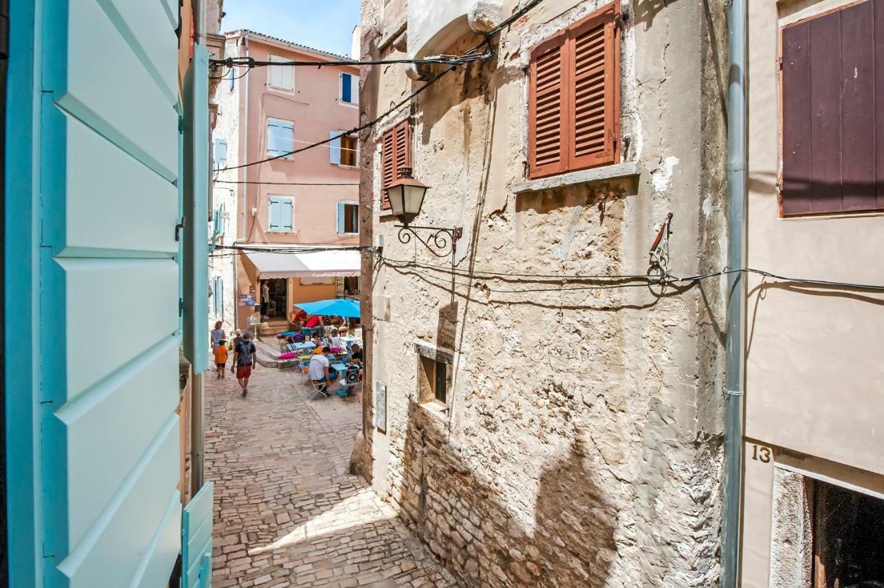 Apartments Casa Roccia Bianca ロヴィニ エクステリア 写真